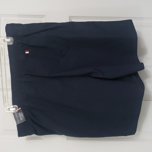 TOMMY HILFIGER MENS XL SWIM TRUNKS MAILLOT SHORTS BLUE CORE NWT 7" INSEAM - Picture 4 of 8
